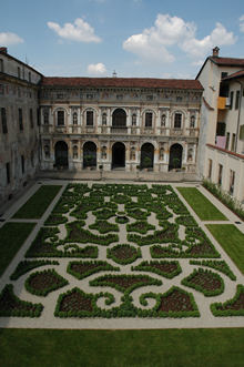 Palazzo Cravetta